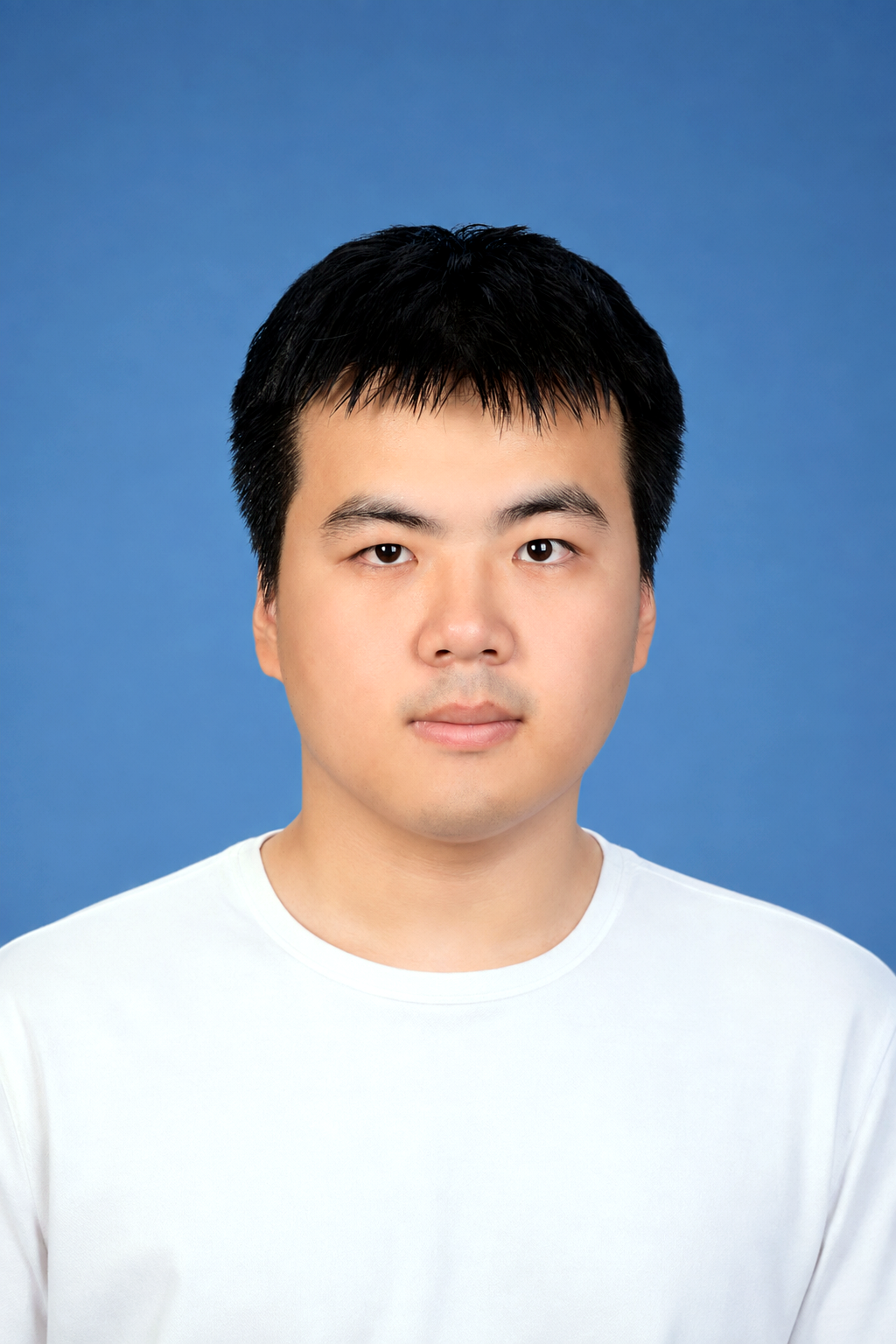 张理想的证件照